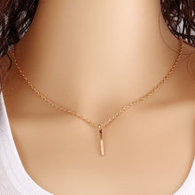 Load image into Gallery viewer, European and American jewelry leaf clavicle chain brand temperament personality fashion simple circle bar Necklace woman